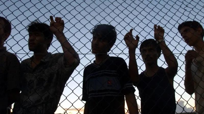 La sentenza n. 96/2025 e le misure restrittive agli stranieri irregolari in Italia