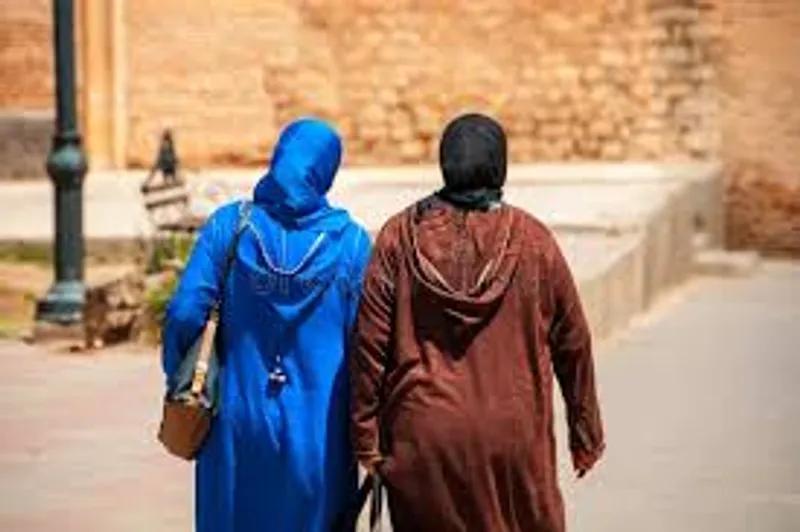 Le donne possono essere considerate un "gruppo sociale" per ottenere asilo?